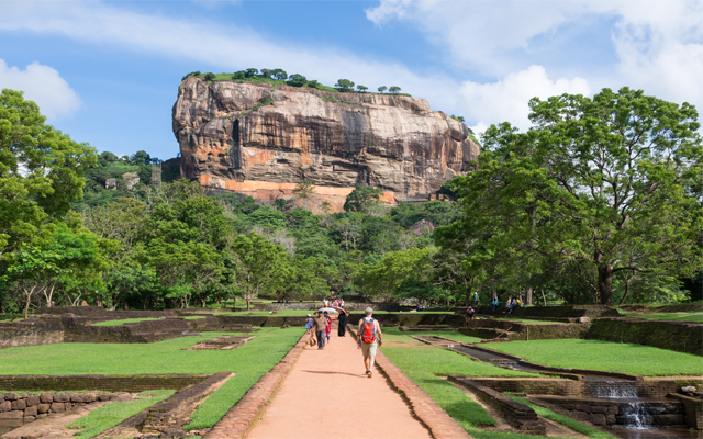 sri lanka tour